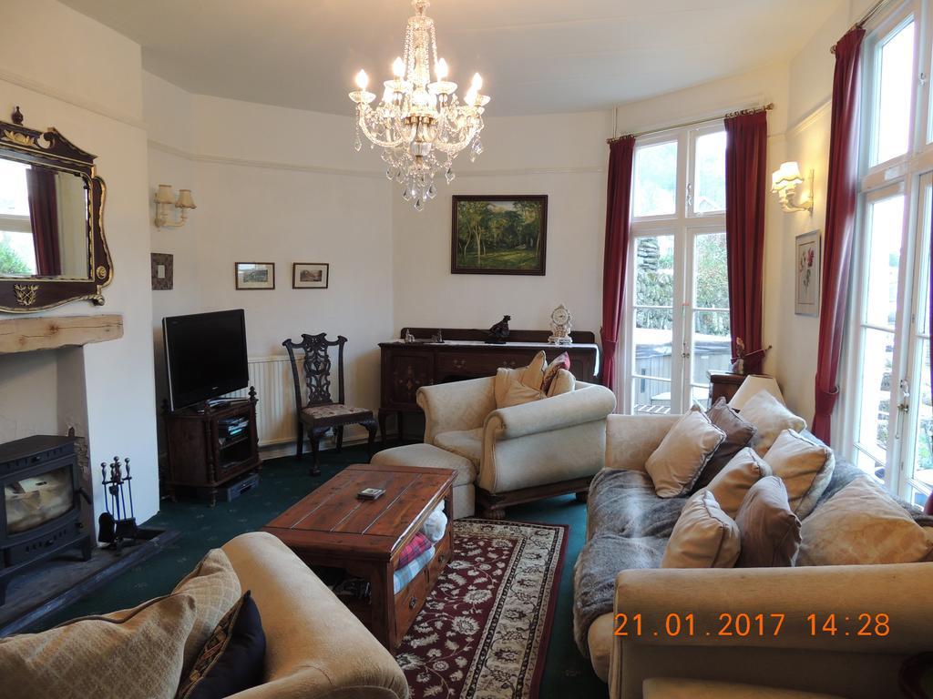 Orchard House 4*